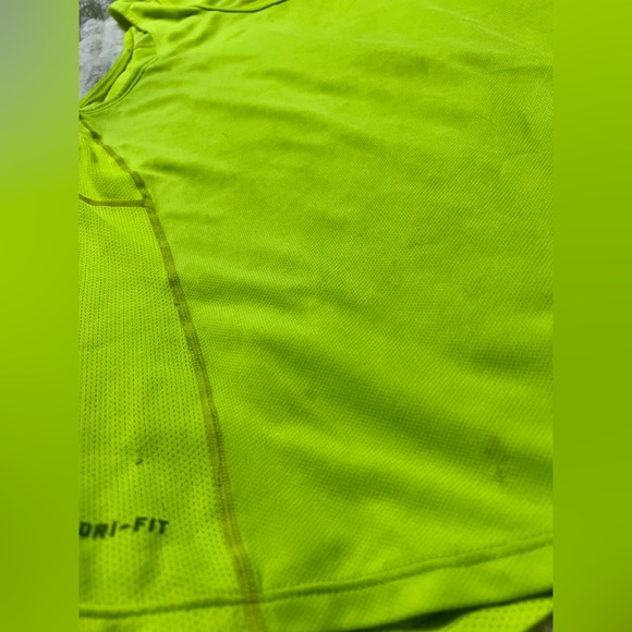 Nike Dri-Fit High Visibility Running Tank *See Photos - Picture 7 of 7